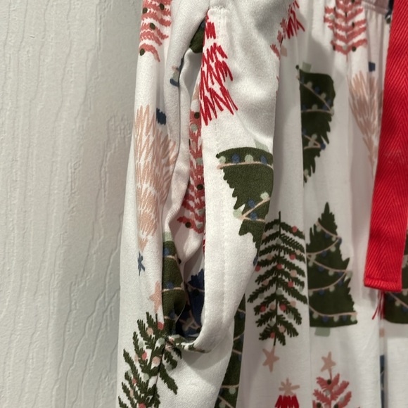NWT women’s plus s 2x/xxl Christmas pajama pants with pockets. Comfy pants! - Picture 2 of 5